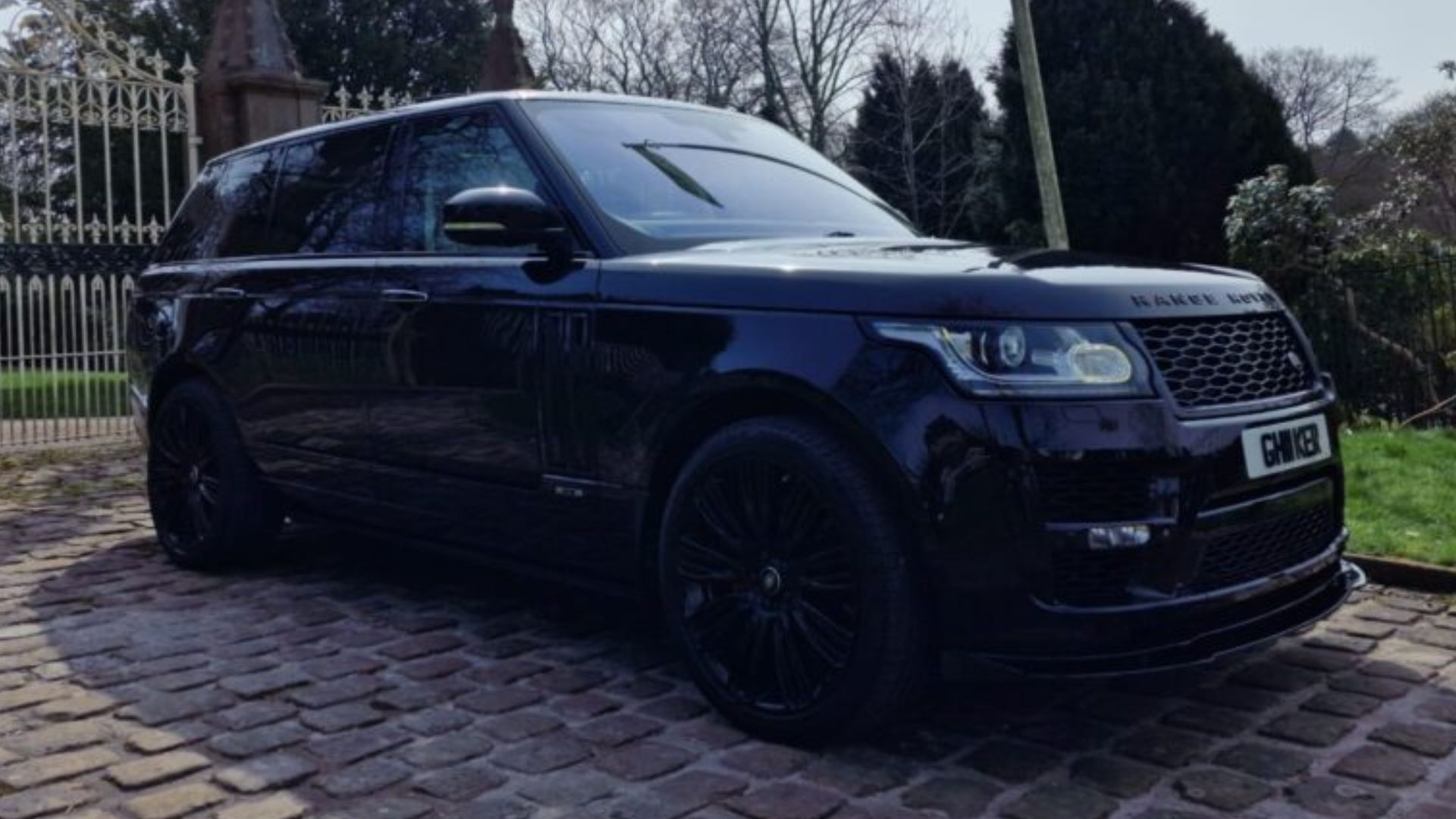 Range Rover Executive LWB SVO